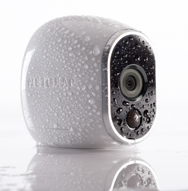 Arlo(アーロ)電波が届くところならどこにでも設置できる Arlo(アーロ)電波が届くところならどこにでも設置できる